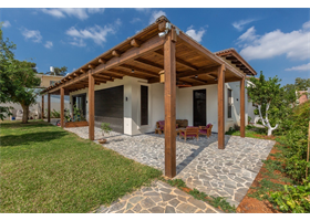 בניית פרגולה